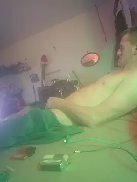 Snapshot of BigDDave6979 chatting on February 15, 2026, 3:47 am BigDDave6979 online show from February 15, 2026, 3:47 am