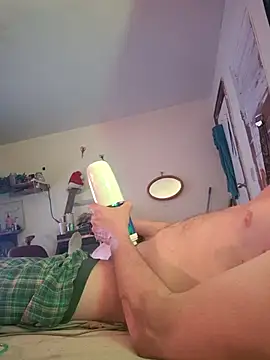 Snapshot of BigDDave6979 chatting on March 1, 2026, 1:07 am BigDDave6979 online show from March 1, 2026, 1:07 am