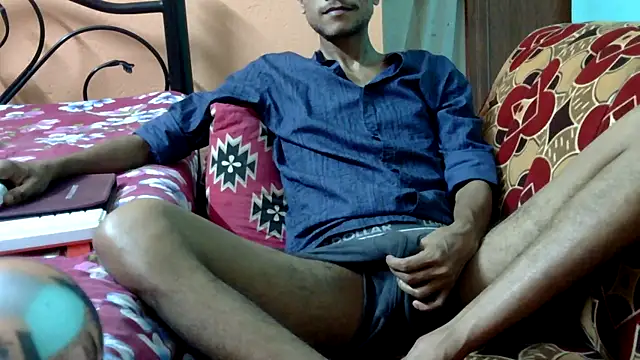 Alex Suman25 online show from October 25, 2025, 7:19 pm