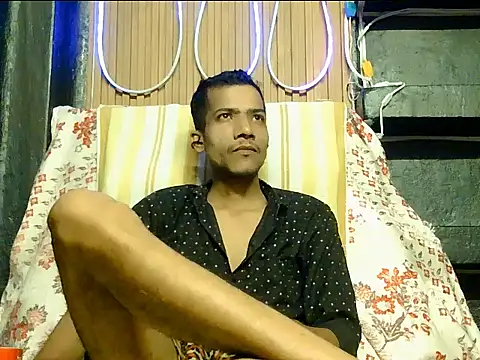 Alex Suman25 online show from June 6, 2026, 2:05 am