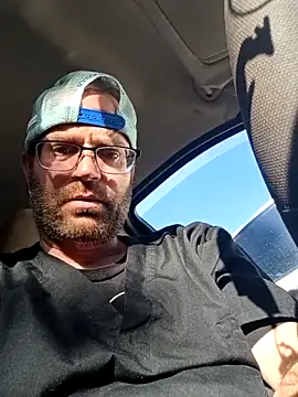 Snapshot of crazycam619 chatting on October 31, 2025, 10:44 pm crazycam619 online show from October 31, 2025, 10:44 pm