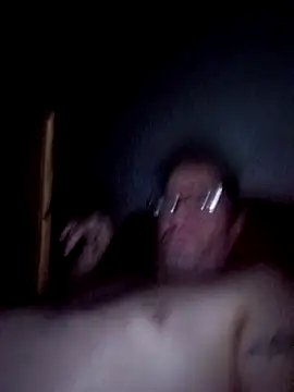 Snapshot of crazycam619 chatting on November 12, 2025, 4:57 am crazycam619 online show from November 12, 2025, 4:57 am