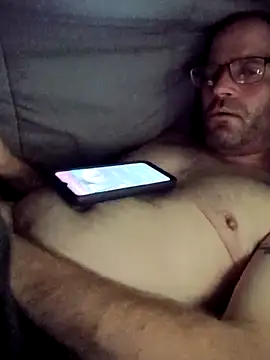 Snapshot of crazycam619 chatting on November 18, 2025, 6:40 am crazycam619 online show from November 18, 2025, 6:40 am