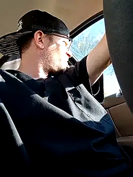 Snapshot of crazycam619 chatting on December 15, 2025, 10:25 pm crazycam619 online show from December 15, 2025, 10:25 pm