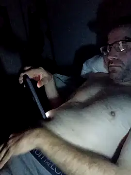 Snapshot of crazycam619 chatting on December 16, 2025, 1:49 pm crazycam619 online show from December 16, 2025, 1:49 pm