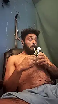 C8L3U online show from December 2, 2024, 11:12 am