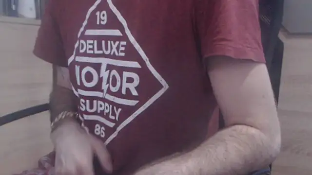 uncutguy01 online show from January 4, 2025, 8:28 am