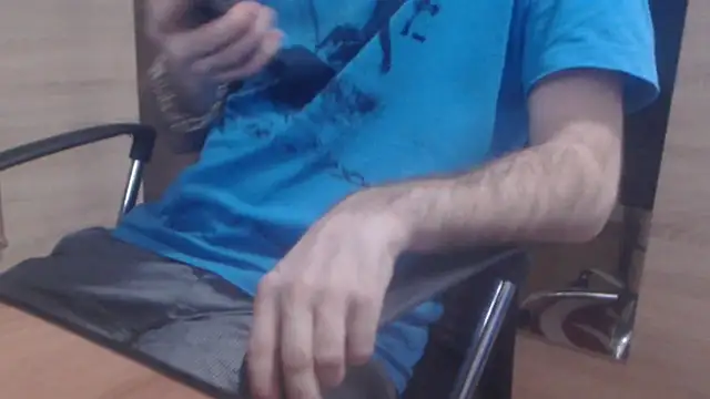 uncutguy01 online show from January 9, 2025, 2:07 pm