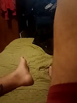 Snapshot of Uruguayo1988 chatting on November 16, 2025, 7:25 am Uruguayo1988 online show from November 16, 2025, 7:25 am