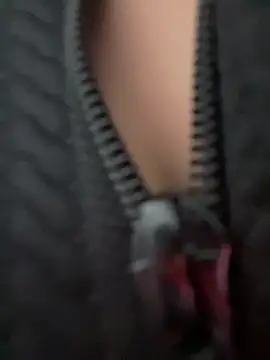 LinaBrowm online show from January 13, 2026, 4:01 pm