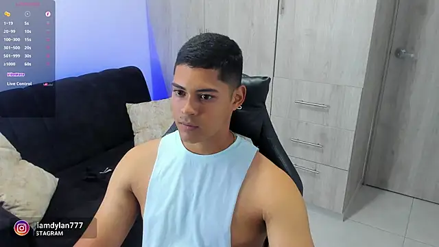 Iamdylan777 online show from March 13, 2025, 11:59 pm