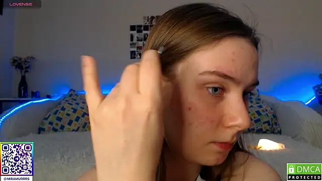 Snapshot of MurrrWorren chatting on February 14, 2025, 11:42 pm MurrrWorren online show from February 14, 2025, 11:42 pm