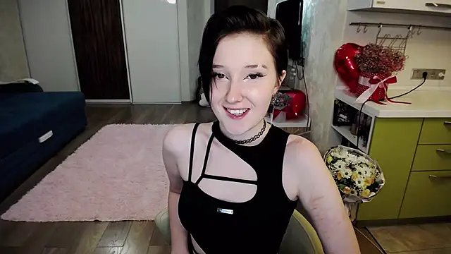 Snapshot of Kira_Bakker chatting on February 15, 2025, 10:42 pm Kira Bakker online show from February 15, 2025, 10:42 pm