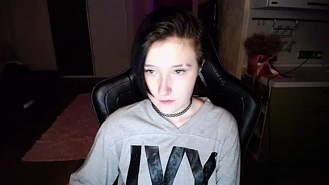 Snapshot of Kira_Bakker chatting on March 2, 2025, 3:59 pm Kira Bakker online show from March 2, 2025, 3:59 pm