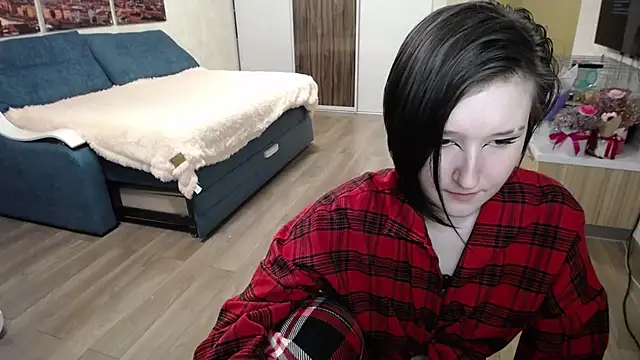 Snapshot of Kira_Bakker chatting on October 1, 2025, 2:56 pm Kira Bakker online show from October 1, 2025, 2:56 pm