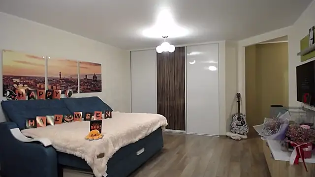 Snapshot of Kira_Bakker chatting on November 1, 2025, 4:31 pm Kira Bakker online show from November 1, 2025, 4:31 pm