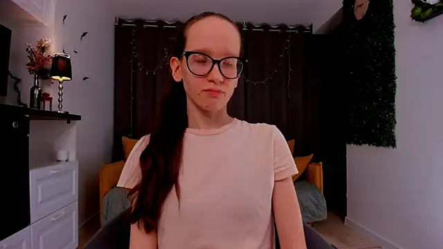 BettyBrowni online show from February 14, 2025, 1:13 am