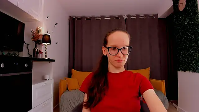 BettyBrowni online show from February 16, 2025, 4:10 pm