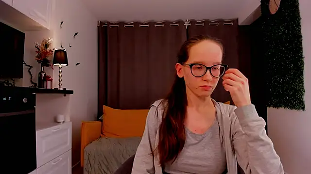 BettyBrowni online show from February 17, 2025, 10:36 pm