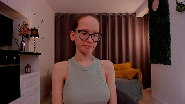 BettyBrowni online show from March 3, 2025, 1:21 am