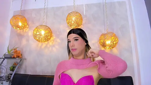 victoria aleia  online show from February 12, 2025, 8:18 pm