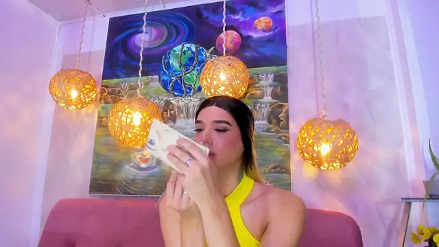 victoria aleia  online show from March 21, 2025, 8:29 pm