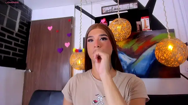 victoria aleia  online show from July 10, 2026, 8:33 pm