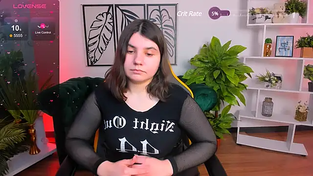 Viola  Shy online show from February 21, 2025, 3:23 am