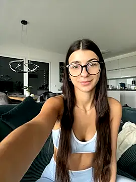 Wildberry  online show from November 10, 2025, 9:08 am