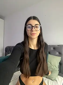 Wildberry  online show from February 9, 2026, 9:57 am