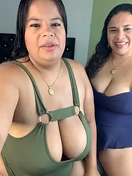 twocurvylatins online show from June 20, 2026, 12:30 pm