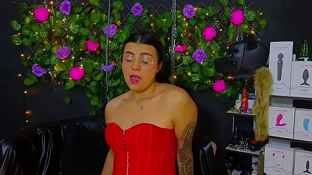 Snapshot of Sweett_Mollyy chatting on June 22, 2026, 10:40 pm Sweett Mollyy online show from June 22, 2026, 10:40 pm