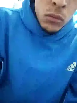 Snapshot of Leonul chatting on December 8, 2024, 1:46 am Leonul online show from December 8, 2024, 1:46 am