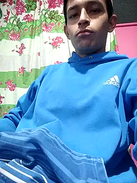 Snapshot of Leonul chatting on December 30, 2024, 1:58 am Leonul online show from December 30, 2024, 1:58 am