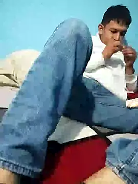 Snapshot of Leonul chatting on January 22, 2025, 11:01 am Leonul online show from January 22, 2025, 11:01 am