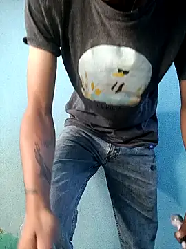 Snapshot of Leonul chatting on March 4, 2025, 2:32 pm Leonul online show from March 4, 2025, 2:32 pm