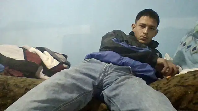 Snapshot of Leonul chatting on March 13, 2025, 1:18 pm Leonul online show from March 13, 2025, 1:18 pm