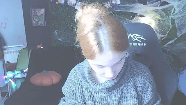 erikabrian online show from October 22, 2025, 1:39 am