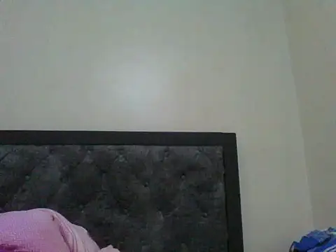 girltotok online show from November 19, 2025, 7:58 pm