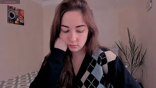 cClandesTina online show from November 20, 2025, 12:05 pm