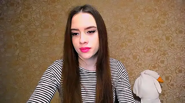 Snapshot of _your_fantasy_girl chatting on March 19, 2025, 10:42 pm your fantasy girl online show from March 19, 2025, 10:42 pm