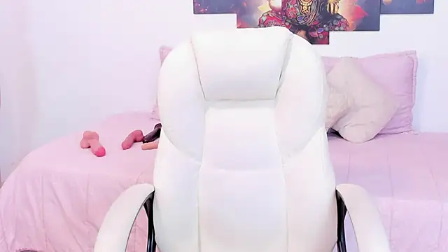  Lakshmi hotx online show from October 25, 2025, 7:08 pm