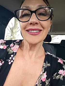 Snapshot of JasmineNoir2 chatting on March 20, 2026, 12:43 pm JasmineNoir2 online show from March 20, 2026, 12:43 pm