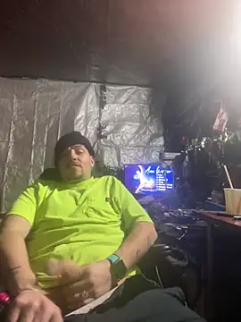 Snapshot of joeycbigcock chatting on February 8, 2025, 9:04 pm joeycbigcock online show from February 8, 2025, 9:04 pm