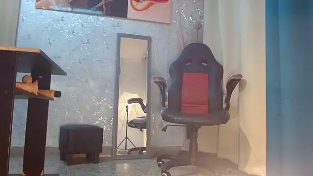 Samantabrown  online show from February 21, 2026, 11:11 am