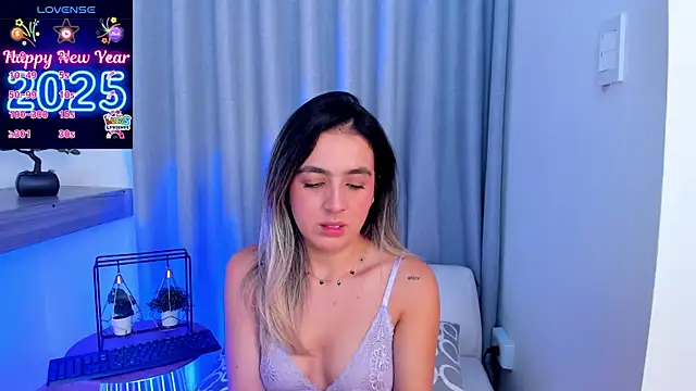 Snapshot of Lucyortiz_ chatting on January 16, 2025, 12:53 pm Lucyortiz online show from January 16, 2025, 12:53 pm