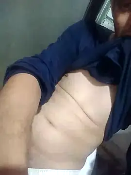 thiago1050 online show from September 18, 2025, 11:18 pm