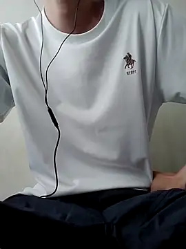 YAY-1 online show from February 18, 2025, 2:05 am