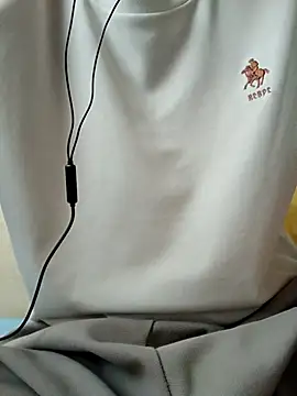 YAY-1 online show from March 2, 2025, 5:44 am