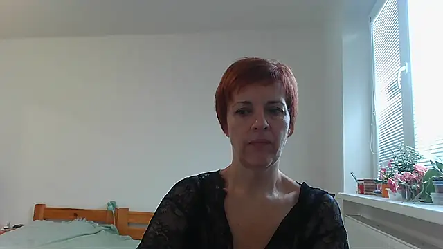 LoraLoraMay online show from October 10, 2025, 12:59 pm